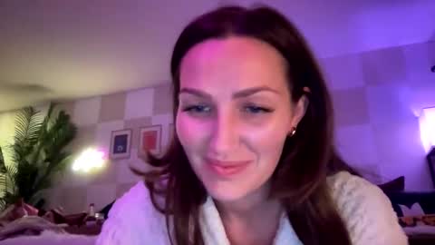 katincali online show from 12.19.25