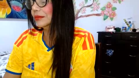 Snapshot of katiusca_horny2 chatting on 06.22.26 katiusca_horny2 online show from 06.22.26