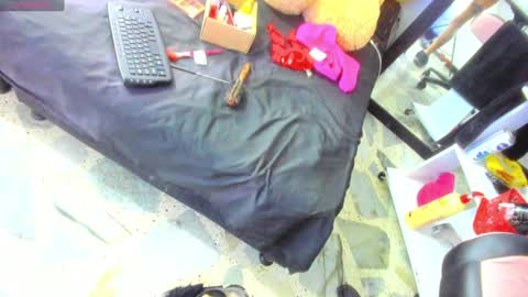 Snapshot of katlucy69 chatting on 01.06.25 lucyfx69 INSTAGRAM online show from 01.06.25