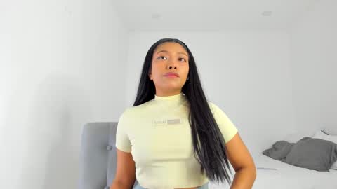 Follow me on instagram and twitter as correaktnees online show from 02.26.25