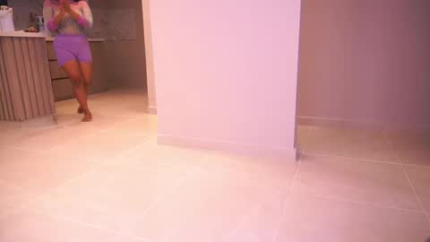 Follow me on instagram and twitter as correaktnees online show from 03.07.26