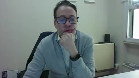 Snapshot of katoamad chatting on 04.01.26 katoamad online show from 04.01.26