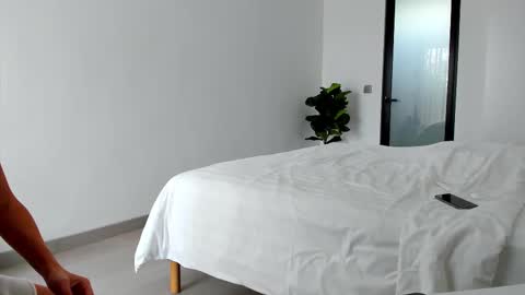 Snapshot of katrin_fit chatting on 09.27.25 Katrin online show from 09.27.25