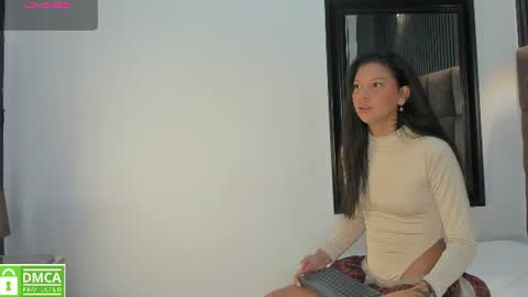 Snapshot of katrina_burns chatting on 06.27.26 Katrina online show from 06.27.26