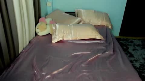 Snapshot of katrina_foxxx chatting on 02.20.25 katrina_foxxx online show from 02.20.25