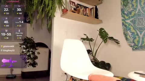 Katrina Ricci online show from 12.20.24