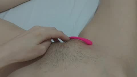 Snapshot of katrinna_arinna chatting on 01.17.25 katrina dont forget to give me thumbs up online show from 01.17.25