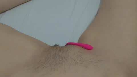 Snapshot of katrinna_arinna chatting on 01.21.25 katrina dont forget to give me thumbs up online show from 01.21.25