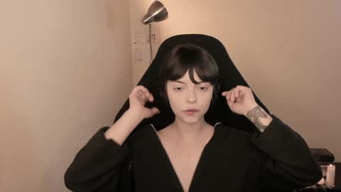 katsuro online show from 12.05.24