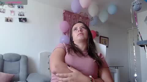 Snapshot of kattie_love chatting on 02.02.25 kattie online show from 02.02.25