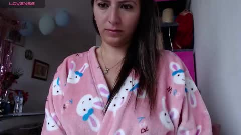 Snapshot of kattie_love chatting on 02.22.25 kattie online show from 02.22.25