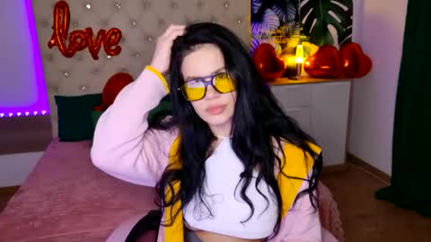 KattieSims online show from 02.14.25