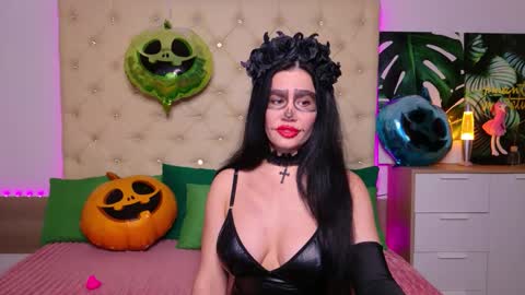 KattieSims online show from 10.30.25