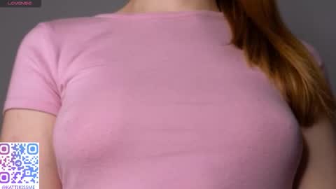 Snapshot of kattikiss chatting on 10.10.25 I dont know whats gonna happen today but my name is Katty and lets start being friends online show from 10.10.25