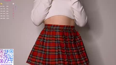 Snapshot of kattikiss chatting on 10.18.25 I dont know whats gonna happen today but my name is Katty and lets start being friends online show from 10.18.25