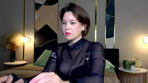 Goddess Katy            VACATION  online show from 09.26.25