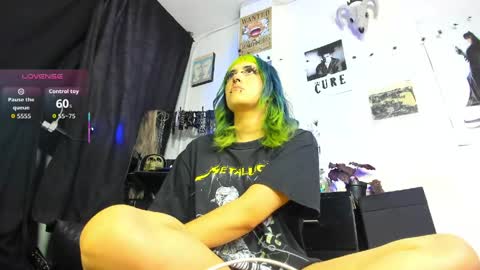 kattx   independent model online show from 05.10.26