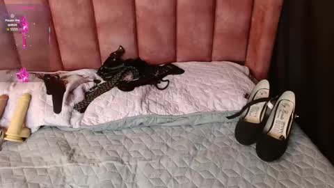 Snapshot of katty_berry_ chatting on 02.18.26 Arianna online show from 02.18.26