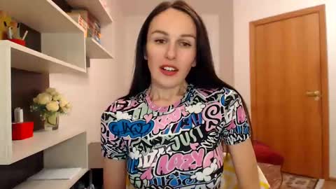 Snapshot of kattysapphire chatting on 02.27.25 KattySapphire online show from 02.27.25