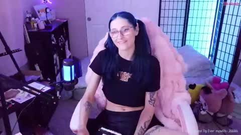 Kat Woods online show from 07.03.26