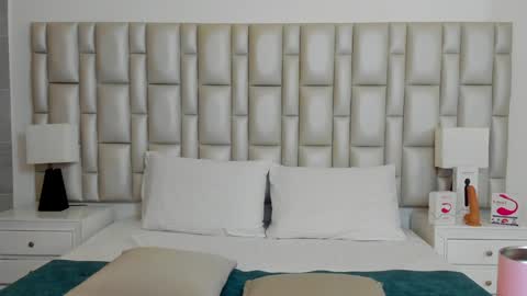 katy blonde girl and paola big boobs online show from 02.07.25