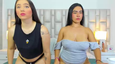 katy blonde girl and paola big boobs online show from 10.10.25