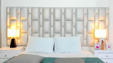 katy blonde girl and paola big boobs online show from 02.24.26