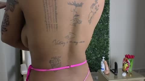 katy_love222 online show from 05.14.26