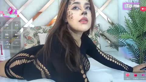 Katya Ruiz online show from 10.31.25