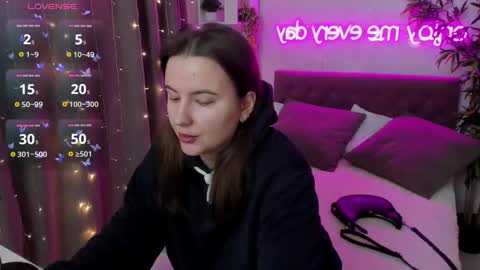 Kate online show from 02.23.25