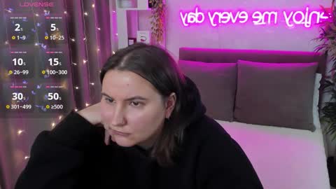 Kate online show from 12.03.25