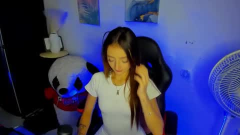 Snapshot of katydeliz chatting on 11.27.25 katy deliz online show from 11.27.25