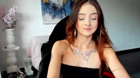 Snapshot of katydeliz chatting on 03.24.26 katy deliz online show from 03.24.26