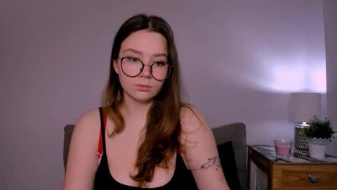 Snapshot of katygentle chatting on 11.28.25 Katy online show from 11.28.25