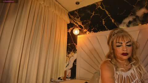 Snapshot of katyhornymilfsexy chatting on 06.17.26 katy online show from 06.17.26