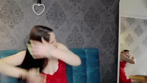 Snapshot of katylinee chatting on 04.14.26 Katyline online show from 04.14.26