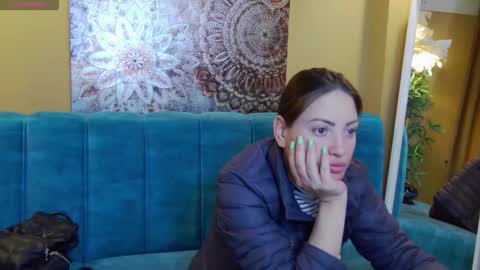 Snapshot of katylinee chatting on 04.19.26 Katyline online show from 04.19.26