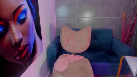 Snapshot of katypersian_ chatting on 10.17.25 Katy Persian online show from 10.17.25