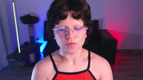 Snapshot of katyxxx_043 chatting on 10.23.25 katyxxx_043 online show from 10.23.25