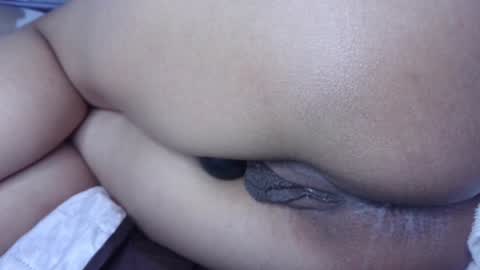  Khawit  online show from 01.18.25