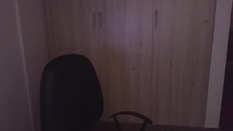  Khawit  online show from 02.23.25