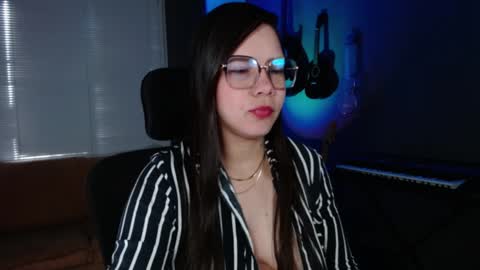 Kay online show from 01.19.25