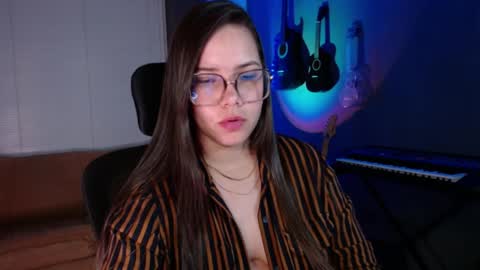 Kay online show from 01.21.25