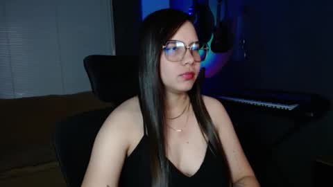 Kay online show from 03.11.25