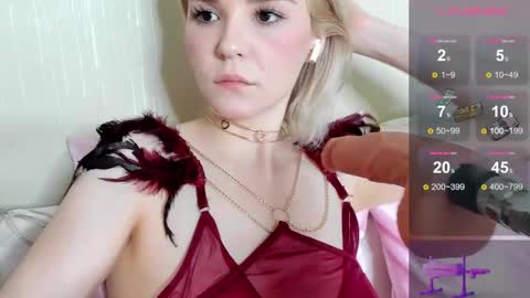 Snapshot of kaya_devis chatting on 01.12.25 KAYA online show from 01.12.25