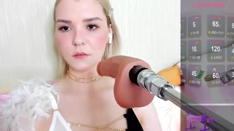 Snapshot of kaya_devis chatting on 01.16.25 KAYA online show from 01.16.25