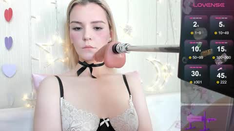 Snapshot of kaya_devis chatting on 10.17.25 KAYA online show from 10.17.25