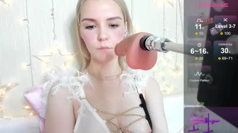 Snapshot of kaya_devis chatting on 11.22.25 KAYA online show from 11.22.25