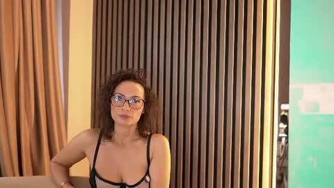 Kaya online show from 07.25.26