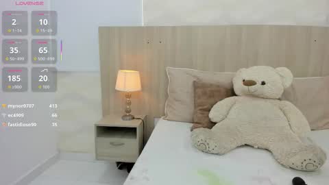   online show from 10.05.25